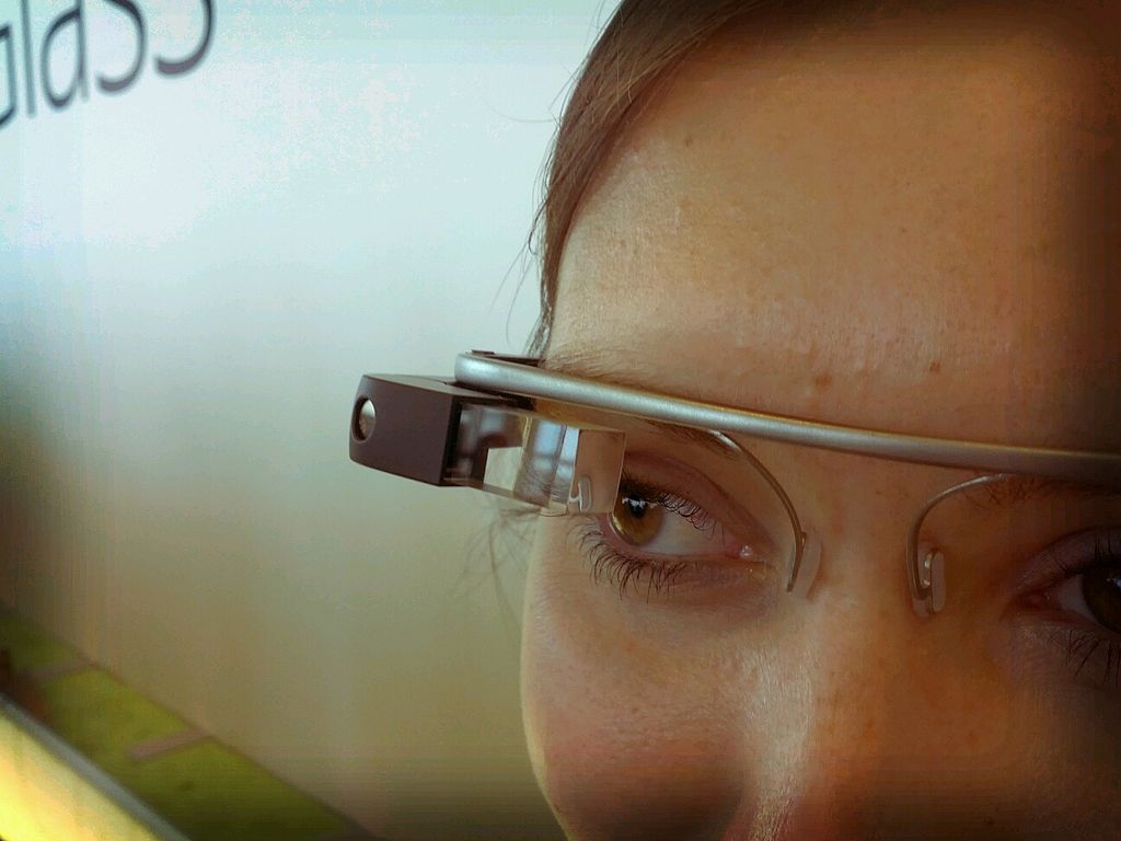 Fotografía de las Google Glass (Fuente: Wikipedia)